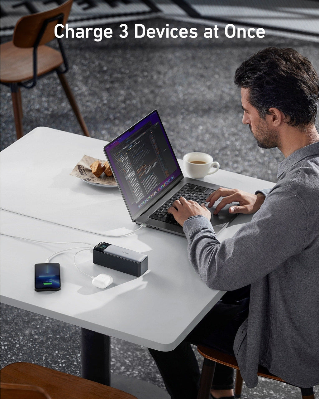 Anker 737 Power Bank (PowerCore 24K) – 140W, 24000mAh, USB-C Laptop Charger