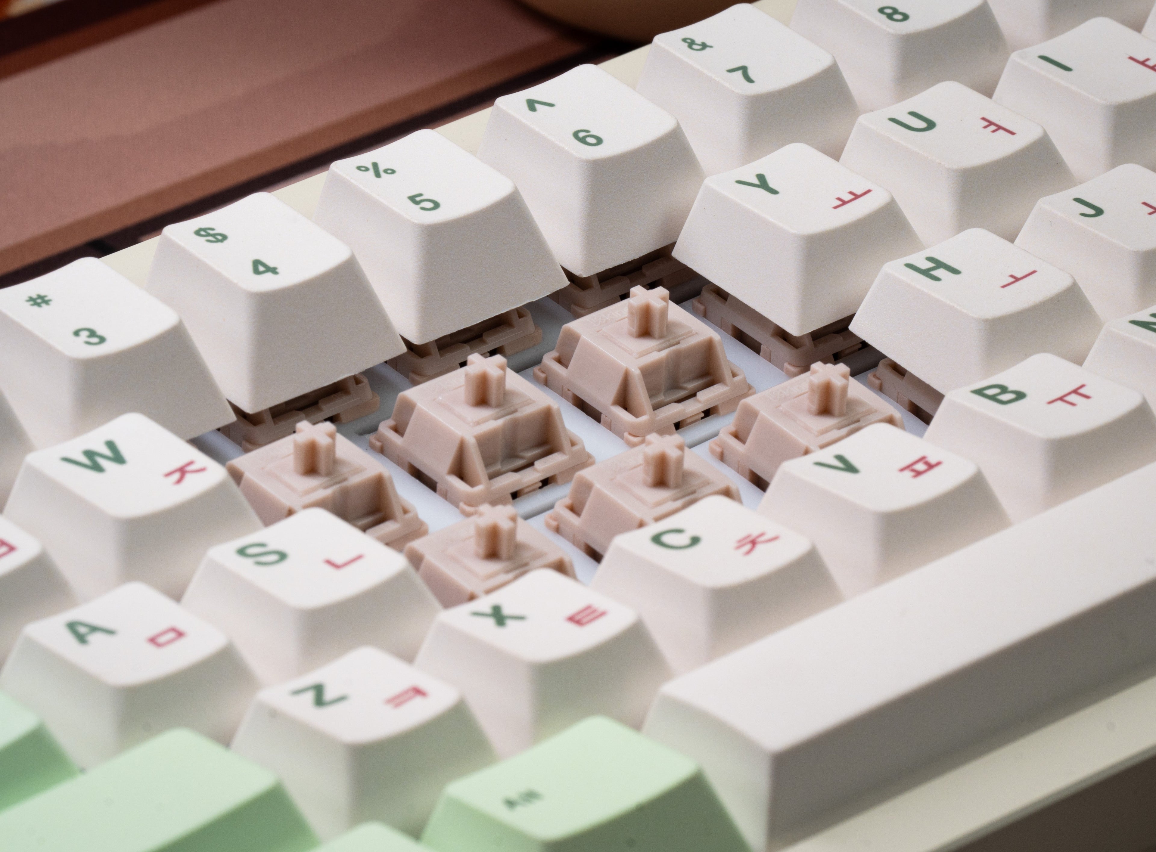 HMX Latte Linear Switches – 5-Pin MX-Style | Mechanical Keyboard Switches